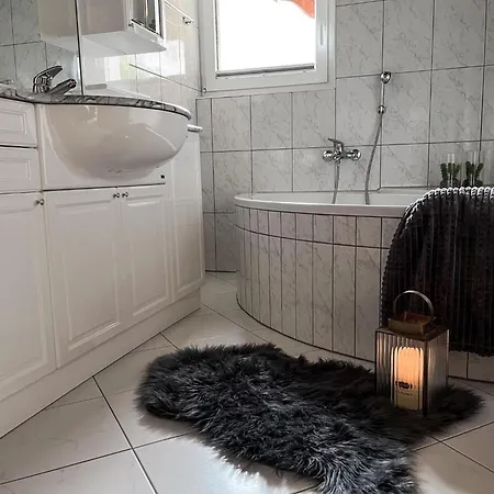 Chateau Appartement-fewo 4-bettwohnung Alphubel A 33 By Interhome * Saas-Fee