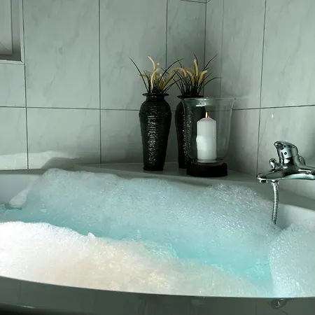 Chateau Appartement-fewo 4-bettwohnung Alphubel A 33 By Interhome Appartamento