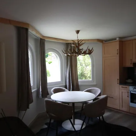 Chateau Appartement-fewo 4-bettwohnung Alphubel A 33 By Interhome Appartamento Saas-Fee